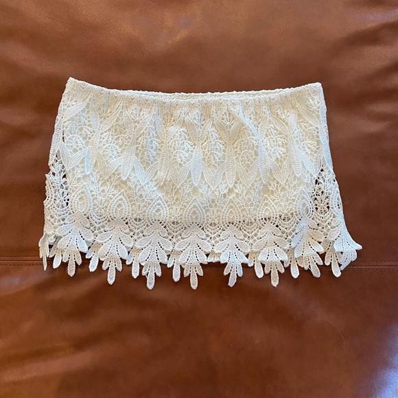 LF Paper Heart Woven Crop Top - Picture 3 of 5